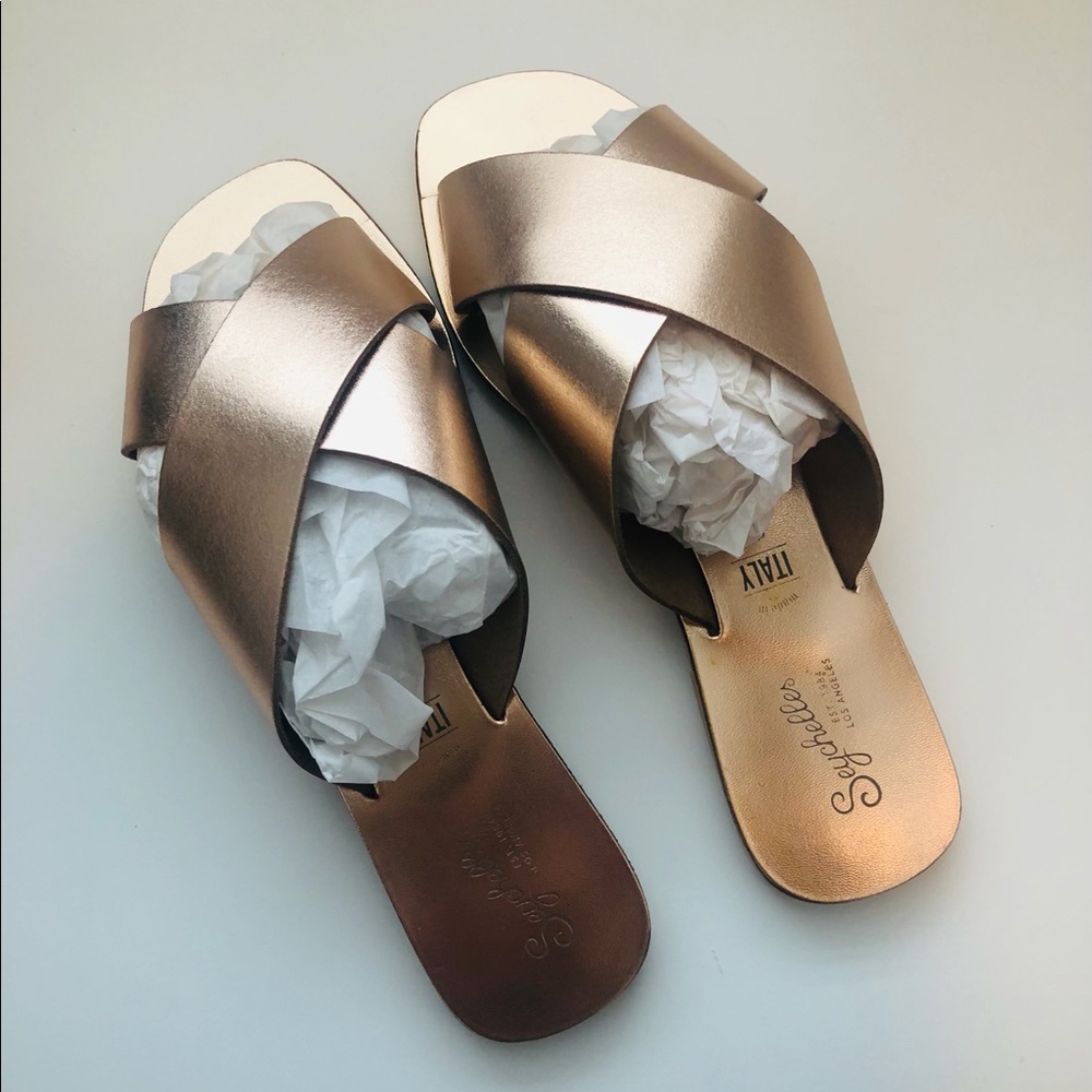 NWT- Seychelles Total Relaxation Slide Rose Gold